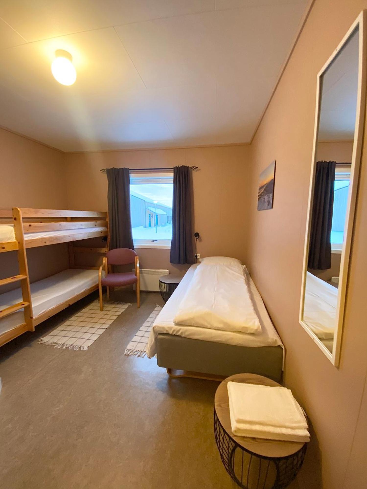 Skoghus Hostel Silsand ภายนอก รูปภาพ