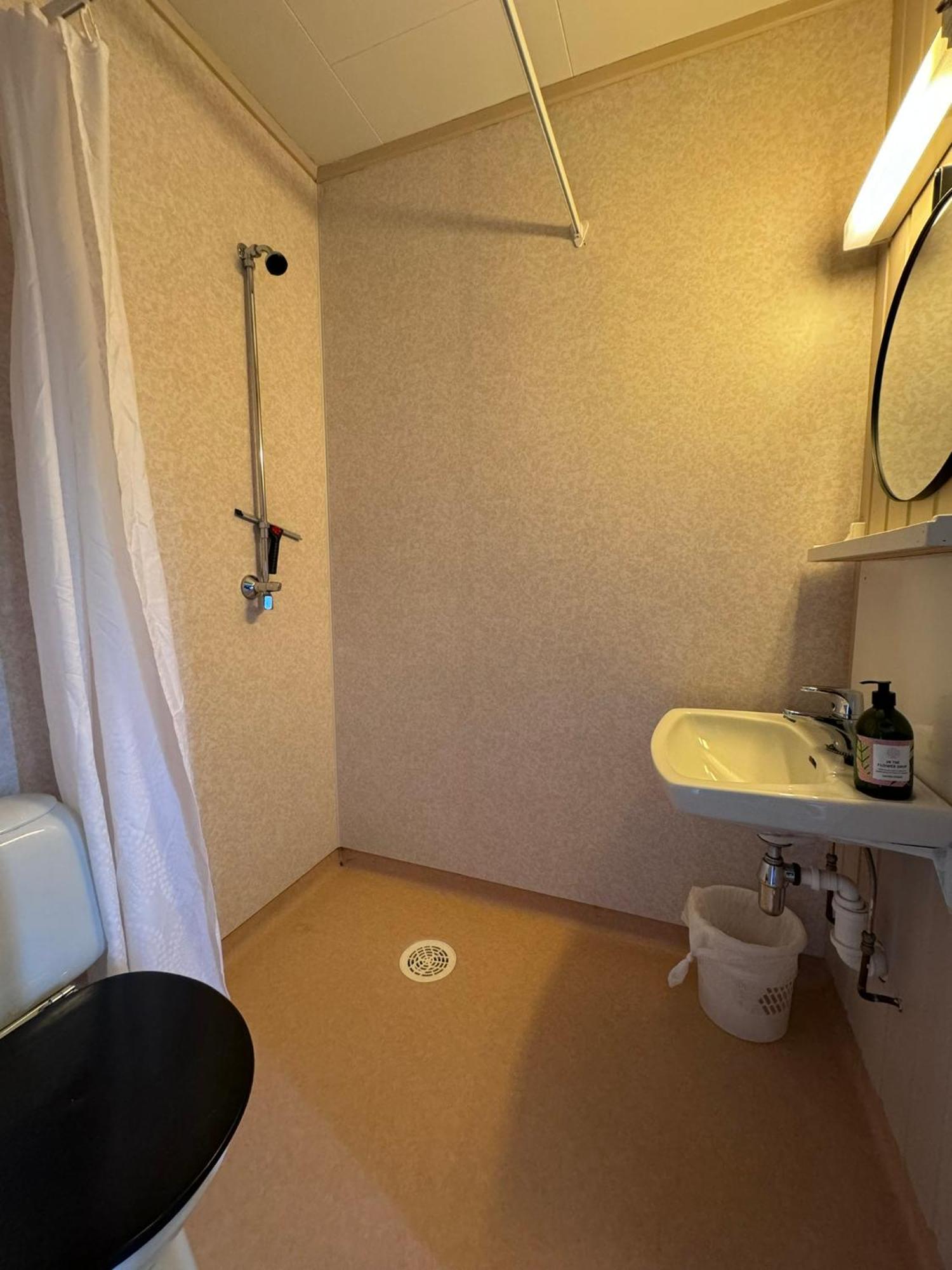 Skoghus Hostel Silsand ภายนอก รูปภาพ