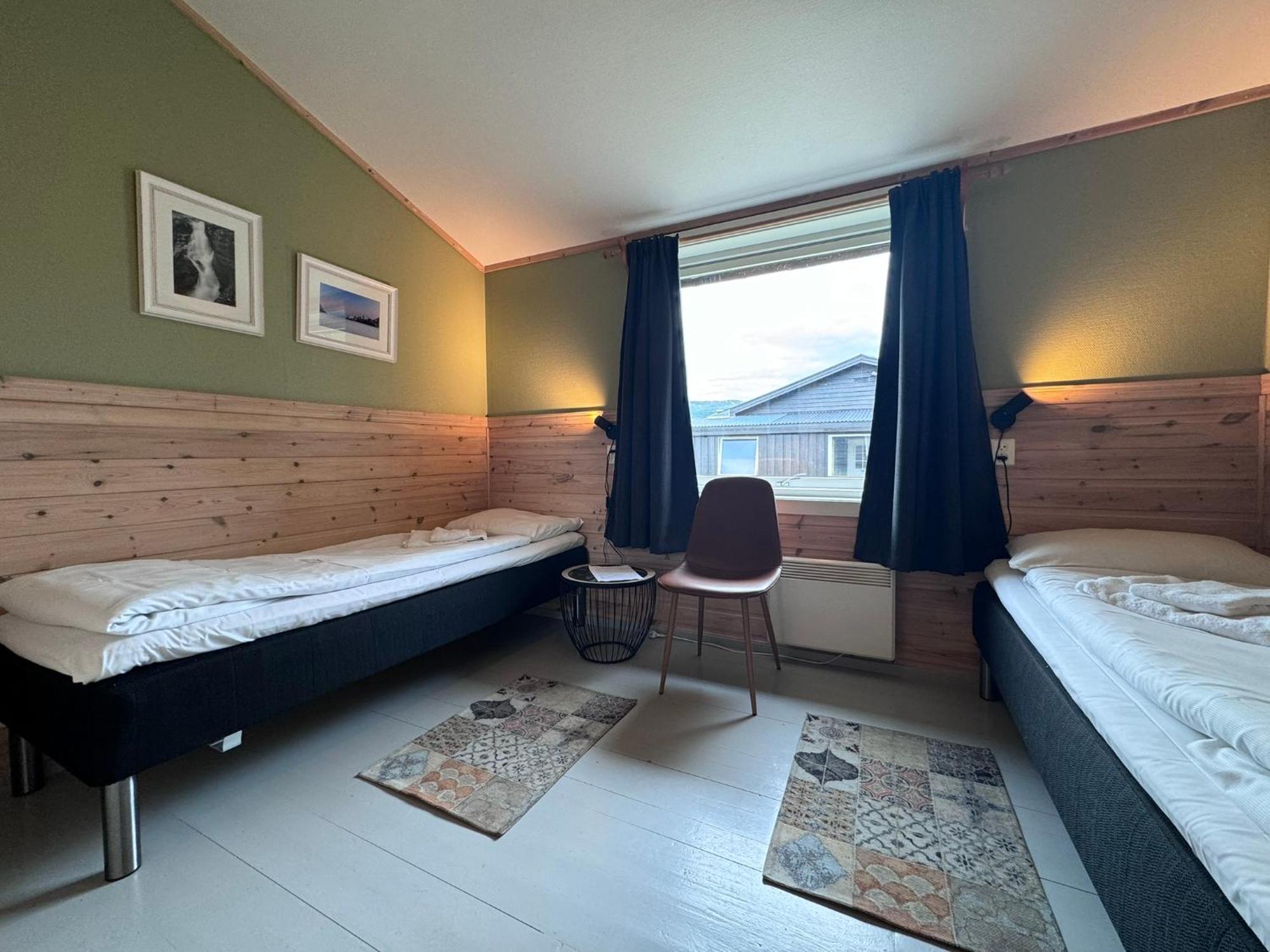 Skoghus Hostel Silsand ภายนอก รูปภาพ