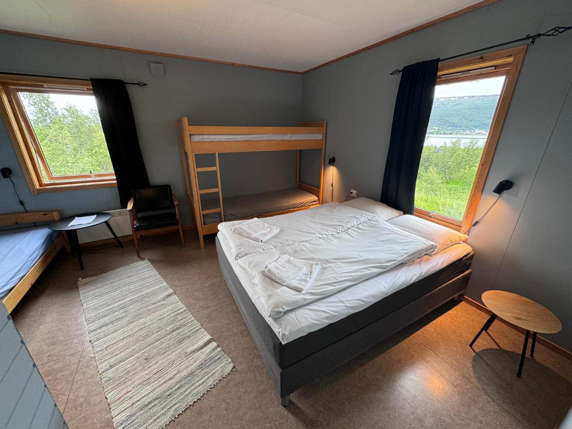 Skoghus Hostel Silsand ภายนอก รูปภาพ