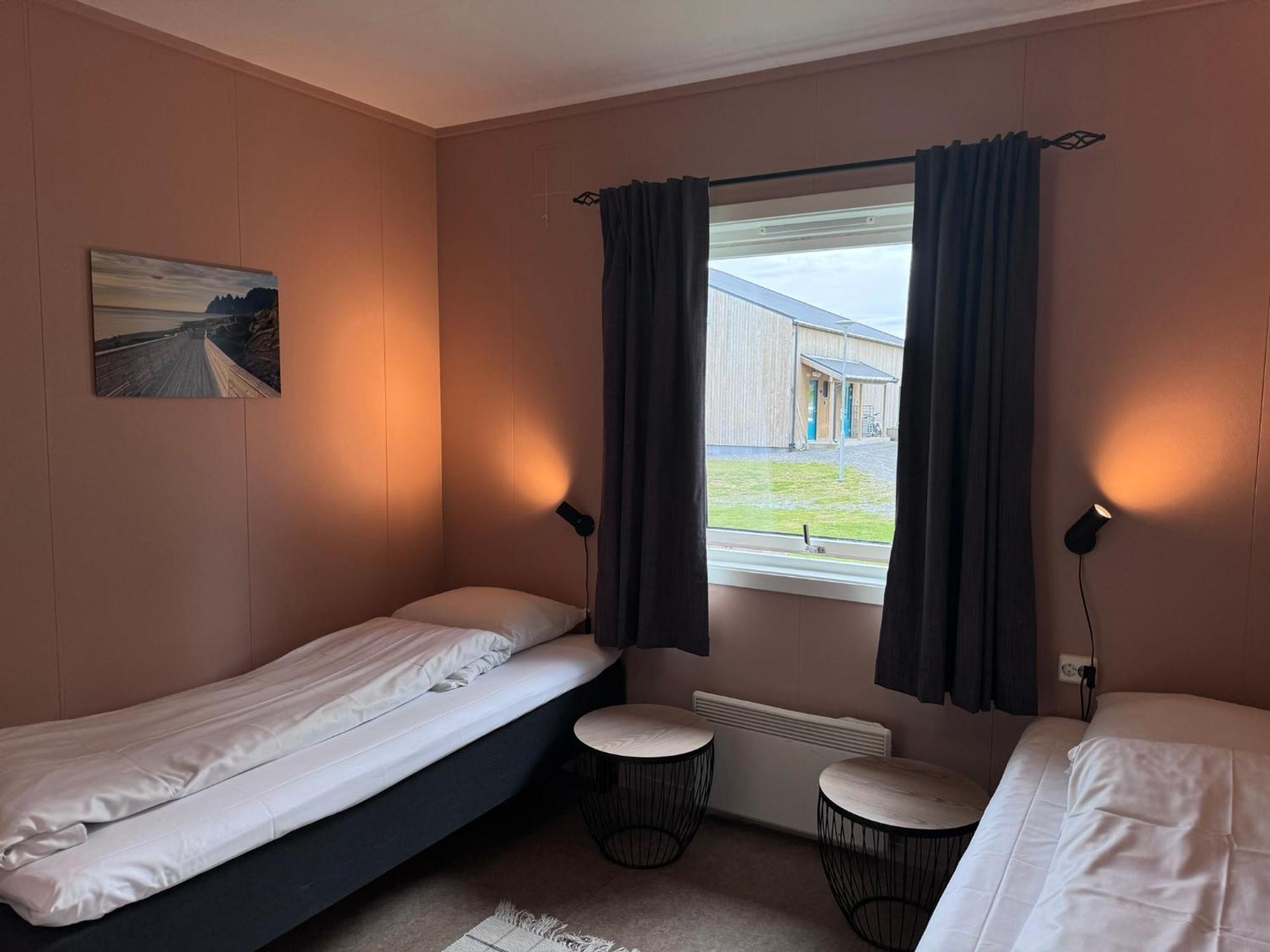 Skoghus Hostel Silsand ภายนอก รูปภาพ